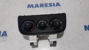 Używane Panel sterowania nagrzewnicy Opel Combo 1.4 16V ecoFlex Cena € 90,00 Procedura marży oferowane przez Maresia Parts