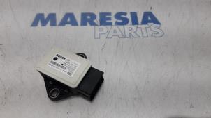 Używane Sterownik ESP Peugeot 508 SW (8E/8U) 2.0 RXH HYbrid4 16V Cena € 30,00 Procedura marży oferowane przez Maresia Parts