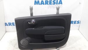 Gebrauchte Türverkleidung 2-türig rechts Fiat 500 (312) 1.2 69 Preis € 75,00 Margenregelung angeboten von Maresia Parts