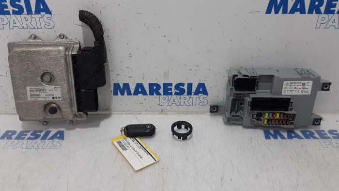 Used Engine management computer Opel Combo 1.3 CDTI 16V ecoFlex Price € 508,20 Inclusive VAT offered by Maresia Parts