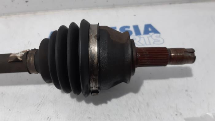 Front drive shaft, right from a Opel Combo 1.3 CDTI 16V ecoFlex 2012