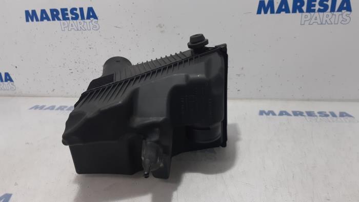 Gebrauchte Luftfiltergehäuse Renault Grand Scénic II (JM) 2.0 16V Preis € 40,00 Margenregelung angeboten von Maresia Parts