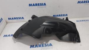 Used Wheel arch liner Renault Zoé (AG) 65kW Price € 20,00 Margin scheme offered by Maresia Parts