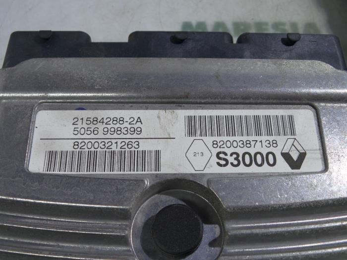 Used Engine management computer Renault Megane II Grandtour (KM) 1.6 16V Price € 324,99 Margin scheme offered by Maresia Parts