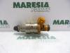 Injector (petrol injection) from a Fiat Palio Weekend (178D), 1996 / 2012 1.2 MPI Fire, Combi/o, Petrol, 1.242cc, 54kW (73pk), FWD, 178B5000, 1996-04 / 2001-02, 178DXG1A 1998