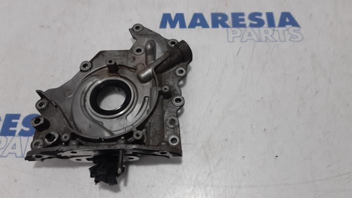 Gebrauchte Ölpumpe Peugeot 2008 (CU) 1.6 Blue HDi 100 Preis € 50,00 Margenregelung angeboten von Maresia Parts