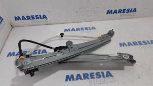 Used Window mechanism 4-door, front left Renault Scénic IV (RFAJ) 1.3 TCE 140 16V Price € 157,50 Margin scheme offered by Maresia Parts