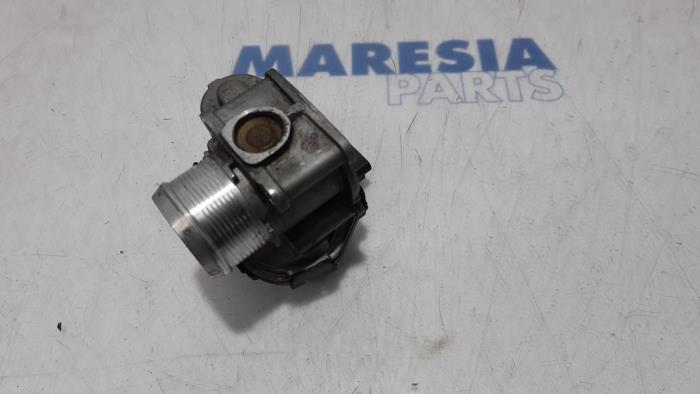 Usagé Boitier papillon Citroen DS3 (SA) 1.6 Blue Hdi 100 Prix € 49,99 Règlement à la marge proposé par Maresia Parts