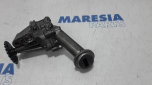 Used Oil pump Renault Clio IV (5R) 1.5 Energy dCi 90 FAP Price € 50,00 Margin scheme offered by Maresia Parts