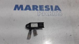 Usagé Capteur filtre à particules Renault Clio IV (5R) 1.5 Energy dCi 90 FAP Prix € 30,00 Règlement à la marge proposé par Maresia Parts