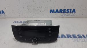 Gebrauchte Radio CD Spieler Fiat Punto Evo (199) 1.3 JTD Multijet 85 16V Euro 5 Preis € 120,75 Margenregelung angeboten von Maresia Parts