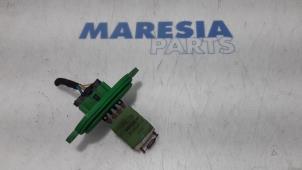 Used Heater resistor Iveco New Daily IV 29L14C, 29L14C/P, 29L14V, 29L14V/P Price € 24,20 Inclusive VAT offered by Maresia Parts