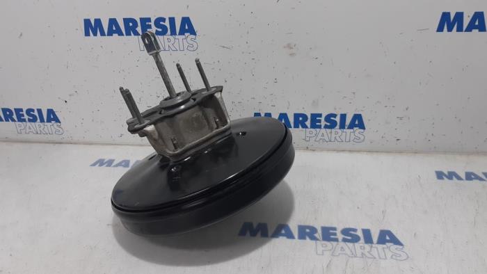 Usagé Assistant de freinage Renault Scénic IV (RFAJ) 1.3 TCE 140 16V Prix € 105,00 Règlement à la marge proposé par Maresia Parts