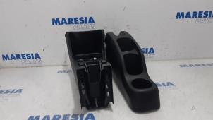 Used Middle console Fiat Panda (312) 0.9 TwinAir 65 Price € 75,00 Margin scheme offered by Maresia Parts