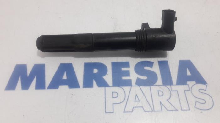 Usagé Bobine Fiat Punto II (188) 1.4 16V Prix € 15,00 Règlement à la marge proposé par Maresia Parts