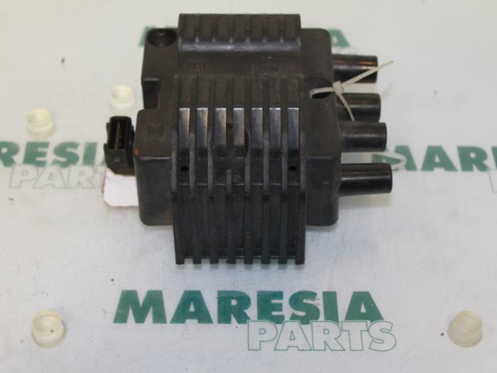 Usagé Bobine Fiat Punto I (176) 90 1.6 Sporting Prix € 20,00 Règlement à la marge proposé par Maresia Parts