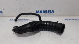 Used Turbo hose Renault Scénic III (JZ) 1.5 dCi 105 Price € 35,00 Margin scheme offered by Maresia Parts