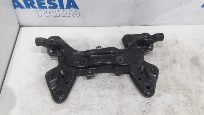 Usagé Faux châssis Peugeot 208 I (CA/CC/CK/CL) 1.6 e-HDi FAP Prix € 70,00 Règlement à la marge proposé par Maresia Parts