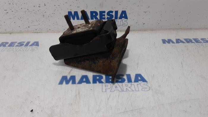Used Engine mount Iveco New Daily IV 29L14C, 29L14C/P, 29L14V, 29L14V/P Price € 42,35 Inclusive VAT offered by Maresia Parts