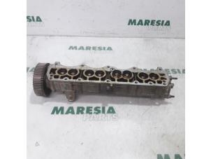 Used Camshaft Fiat Palio Weekend (178D) 1.6 16V Price € 50,00 Margin scheme offered by Maresia Parts
