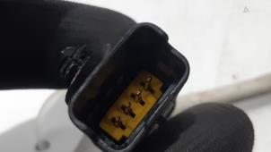 Lambda probe from a Peugeot 208 I (CA/CC/CK/CL) 1.2 Vti 12V PureTech 82 2013