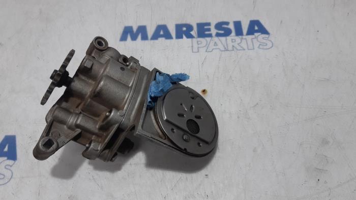 Gebrauchte Ölpumpe Citroen C3 (FC/FL/FT) 1.4 Preis € 65,00 Margenregelung angeboten von Maresia Parts