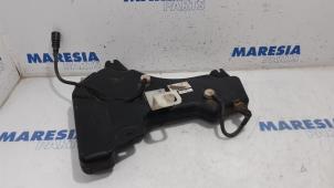 Used Particulate filter tank Peugeot 508 SW (8E/8U) 2.0 HDiF 16V Autom. Price € 74,99 Margin scheme offered by Maresia Parts