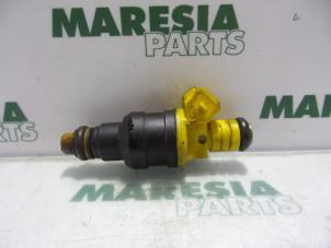 Used Injector (petrol injection) Alfa Romeo 156 Sportwagon (932) 2.5 V6 24V Price € 25,00 Margin scheme offered by Maresia Parts