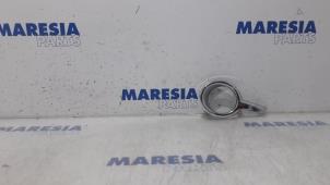Used Cover plate fog light, left Peugeot 208 I (CA/CC/CK/CL) 1.6 e-HDi FAP Price € 15,00 Margin scheme offered by Maresia Parts