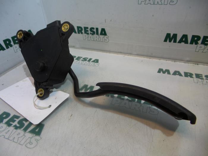 Gebrauchte Gaspedalposition Sensor Renault Megane II Grandtour (KM) 1.9 dCi 120 Preis € 35,00 Margenregelung angeboten von Maresia Parts