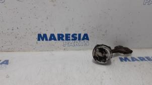 Used Piston Opel Combo 1.4 16V ecoFlex Price € 45,00 Margin scheme offered by Maresia Parts