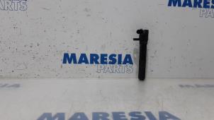 Usagé Broche bobine Opel Combo 1.4 16V ecoFlex Prix € 25,00 Règlement à la marge proposé par Maresia Parts