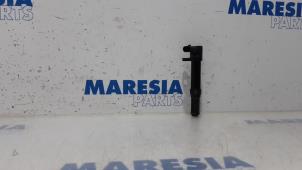 Usagé Broche bobine Opel Combo 1.4 16V ecoFlex Prix € 25,00 Règlement à la marge proposé par Maresia Parts