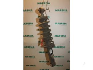 Used Rear shock absorber rod, left Peugeot 407 SW (6E) 2.0 16V Price € 60,00 Margin scheme offered by Maresia Parts