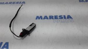 Used Airflow meter Citroen Jumper (U9) 2.2 HDi 150 Euro 5 Price € 60,50 Inclusive VAT offered by Maresia Parts