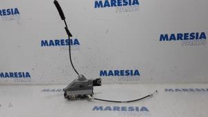 Used Rear door mechanism 4-door, right Peugeot 508 SW (8E/8U) 2.0 HDiF 16V Autom. Price € 45,00 Margin scheme offered by Maresia Parts