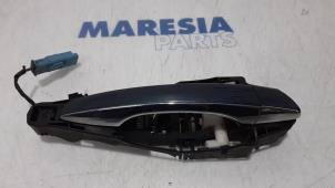 Used Front door handle 4-door, right Peugeot 508 SW (8E/8U) 2.0 HDiF 16V Autom. Price € 40,00 Margin scheme offered by Maresia Parts