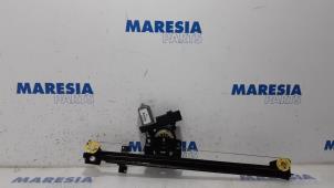 Used Window mechanism 2-door, front right Citroen Jumper (U9) 2.2 HDi 150 Euro 5 Price € 78,65 Inclusive VAT offered by Maresia Parts