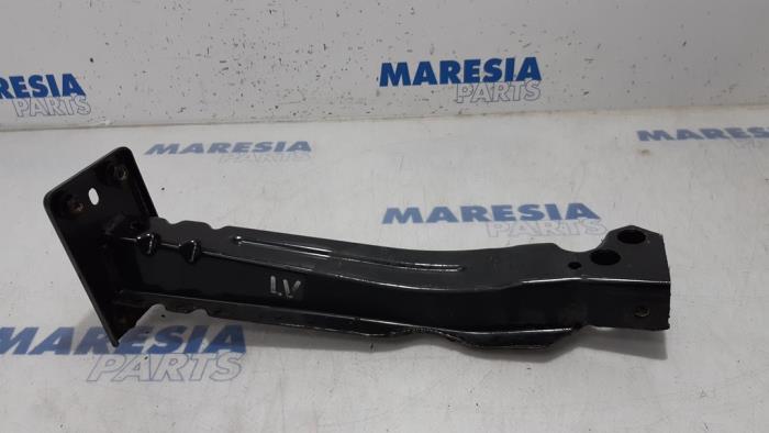 Usagé Faux châssis Fiat 500 (312) 1.4 16V Prix € 25,00 Règlement à la marge proposé par Maresia Parts