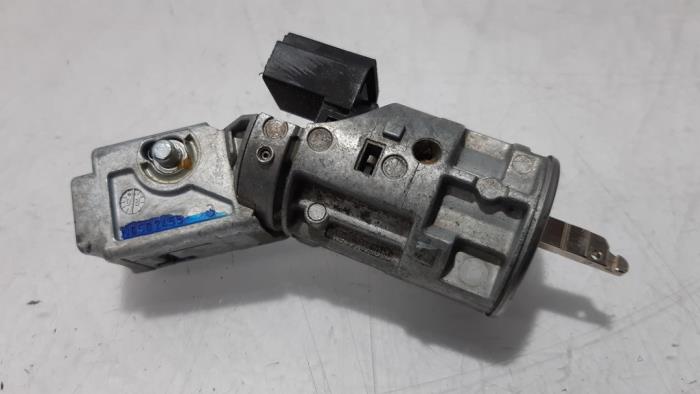 Ignition lock + key Peugeot Partner/Ranch 1.6 HDI 75 16V - 4162PT