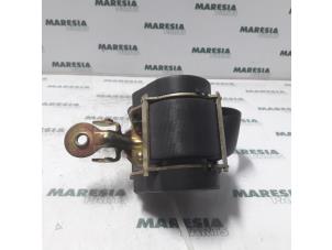 Gebrauchte Sicherheitsgurt rechts vorne Renault Laguna II Grandtour (KG) 1.8 16V Preis € 35,00 Margenregelung angeboten von Maresia Parts
