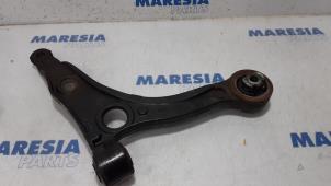 Used Front lower wishbone, right Citroen Jumper (U9) 2.2 HDi 100 Euro 4 Price € 60,50 Inclusive VAT offered by Maresia Parts