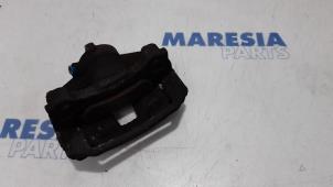 Used Rear brake calliper, left Citroen Jumper (U9) 2.2 HDi 100 Euro 4 Price € 54,45 Inclusive VAT offered by Maresia Parts