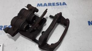 Used Front brake calliper, left Citroen Jumper (U9) 2.2 HDi 100 Euro 4 Price € 90,75 Inclusive VAT offered by Maresia Parts