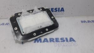 Used Right airbag (dashboard) Renault Scénic III (JZ) 1.5 dCi 105 Price € 65,00 Margin scheme offered by Maresia Parts