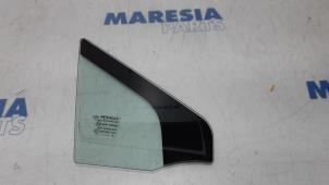 Used Quarter light, front right Renault Scénic III (JZ) 1.5 dCi 105 Price € 20,00 Margin scheme offered by Maresia Parts