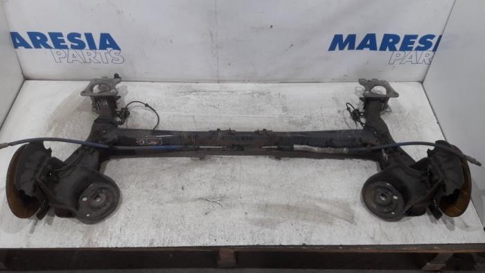 Gebrauchte Hinterachse Vorderradantrieb Peugeot 5008 I (0A/0E) 1.6 THP 16V Preis € 160,00 Margenregelung angeboten von Maresia Parts