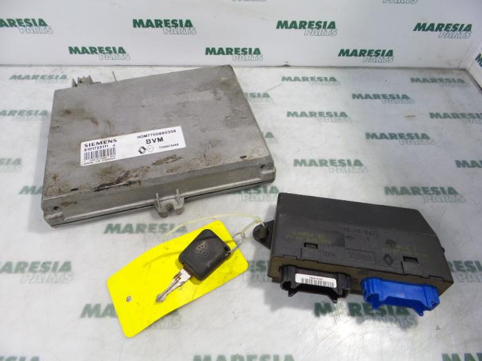 Used Engine management computer Renault Laguna I (B56) 1.8 Price € 65,00 Margin scheme offered by Maresia Parts