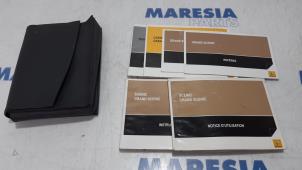 Used Instruction Booklet Renault Scénic III (JZ) 1.5 dCi 105 Price € 25,00 Margin scheme offered by Maresia Parts