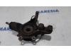 Knuckle, front left from a Peugeot 5008 I (0A/0E) 1.6 THP 16V 2011